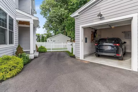 638 Webster St #638, Needham, MA 02492 photo 42