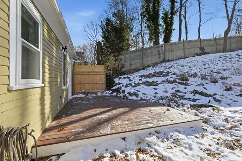 Exterior - 18 West St, Hingham, MA 02043 photo 2 of 3