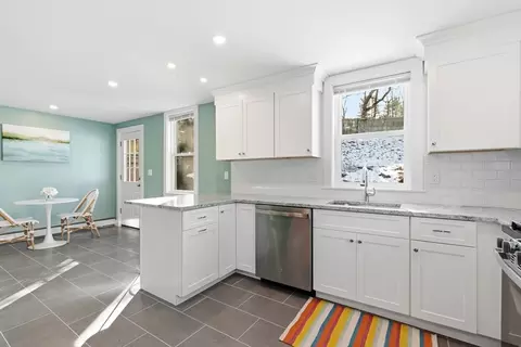 Kitchen - 18 West St, Hingham, MA 02043 photo 1 of 4