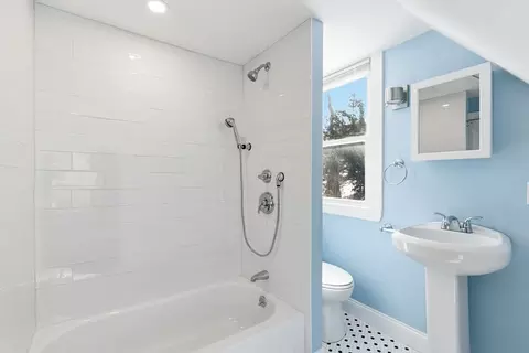Bath - 18 West St, Hingham, MA 02043 photo 2 of 2
