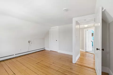 Bedroom - 18 West St, Hingham, MA 02043 photo 2 of 3