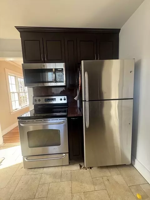 12 Pickwick, Marblehead, MA 01945 photo 6