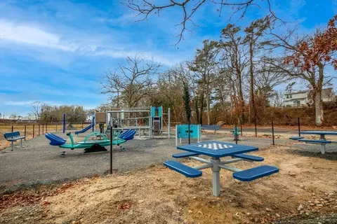 Exterior - 58 Maple St, Bourne, MA 02532 photo 7 of 7