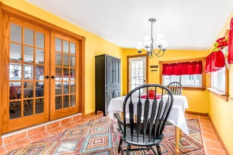 Dining - 58 Maple St, Bourne, MA 02532 photo 3 of 4