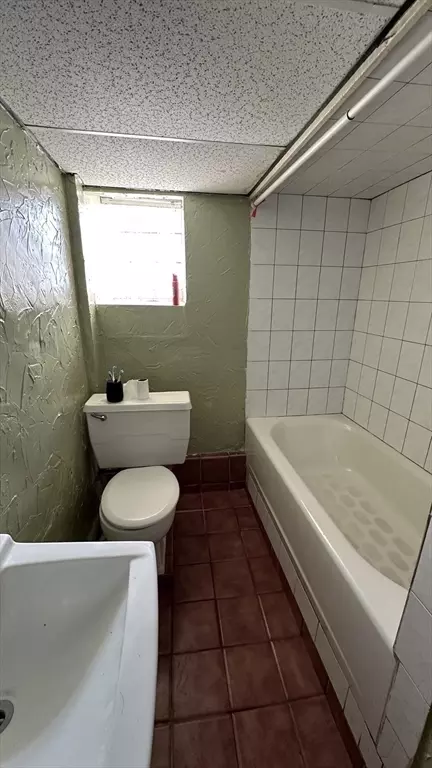 217 Plain St, Fall River, MA 02723 photo 8