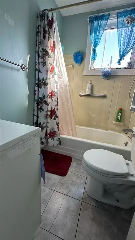 217 Plain St, Fall River, MA 02723 photo 29