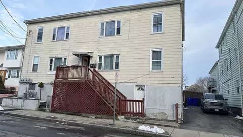 217 Plain St, Fall River, MA 02723