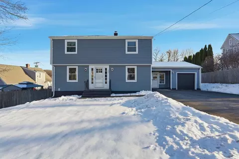 286 Westfield Rd, Holyoke, MA 01040