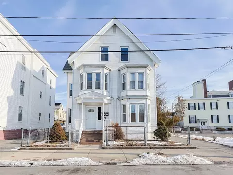 45 Henry Ave, Lynn, MA 01902