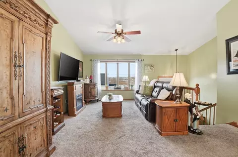 33 Warner St, Fall River, MA 02720 photo 7