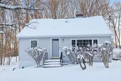 6 George St, Auburn, MA 01501