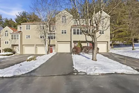 25 Thayer Pond Dr #2, Oxford, MA 01537