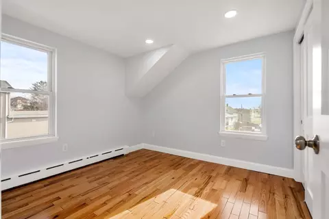 119 Pebble St, Fall River, MA 02721 photo 28
