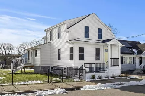 119 Pebble St, Fall River, MA 02721 photo 3