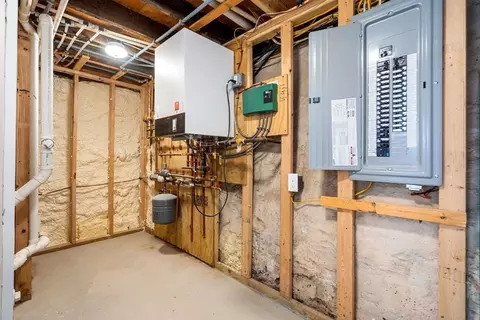 119 Pebble St, Fall River, MA 02721 photo 34