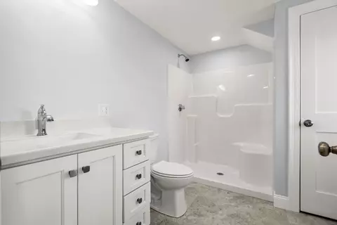 119 Pebble St, Fall River, MA 02721 photo 23