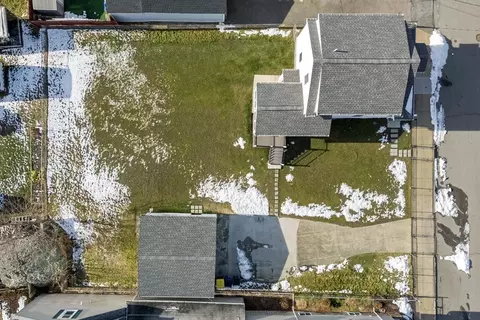 119 Pebble St, Fall River, MA 02721 photo 40