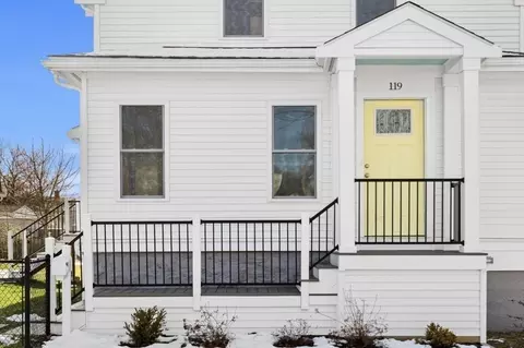 119 Pebble St, Fall River, MA 02721
