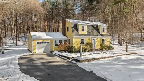 37 Davelin Rd, Wayland, MA 01778