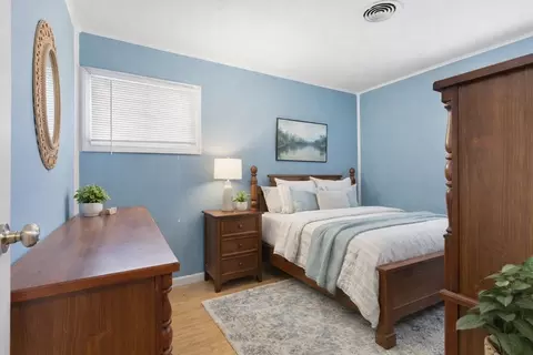 Bedroom - 106 Baldwin Ave, Framingham, MA 01701 photo 2 of 2