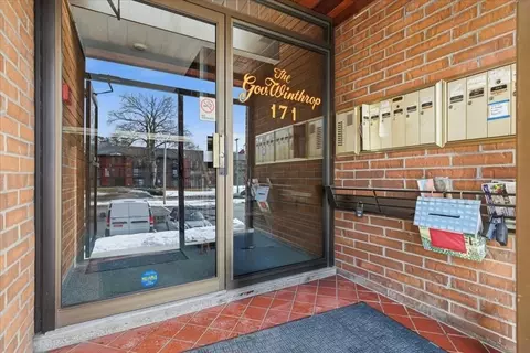 171 Highland St #204, Taunton, MA 02780
