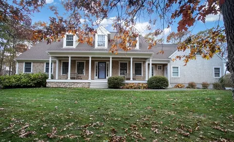 2 Olin Howland Way, Westport, MA 02790