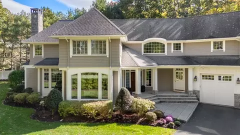 189 Bridle Trail Rd, Needham, MA 02492 photo 2