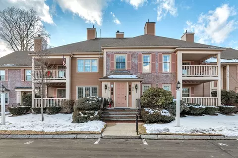 19 Highland Ct #19, Needham, MA 02492