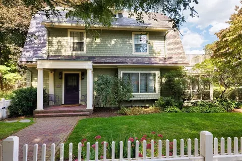 Exterior - 323 Clark Rd, Brookline, MA 02445 photo 2 of 6