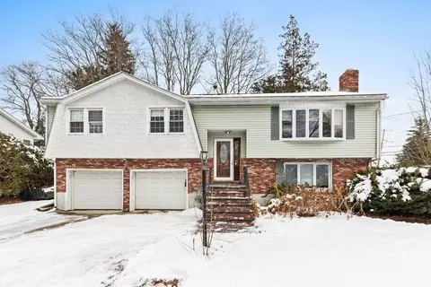 1 Alden Ave, Stoneham, MA 02180