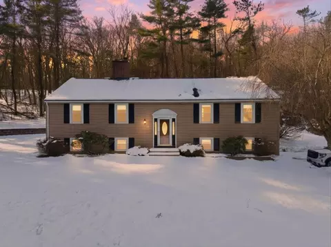 17 2 Averill St # -1, Topsfield, MA 01983