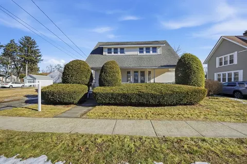 62 Talcott Ave, West Springfield, MA 01089