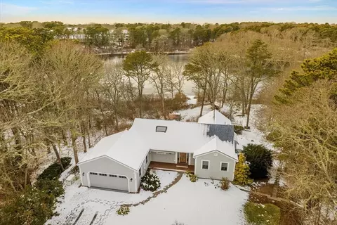 87 N Pond Dr, Brewster, MA 02631