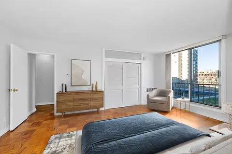 Bedroom - 77 Pond Ave #401, Brookline, MA 02445 photo 2 of 2
