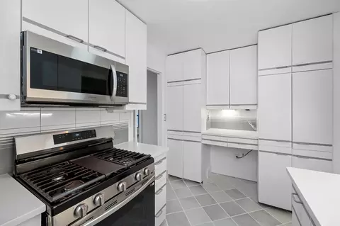 Kitchen - 77 Pond Ave #401, Brookline, MA 02445 photo 1 of 2