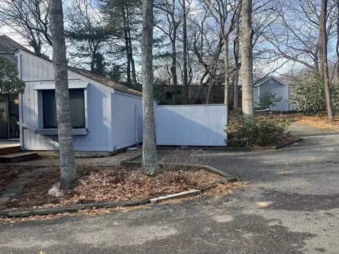 251 Shore Dr #D2, Mashpee, MA 02649