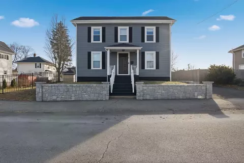 Exterior - 6 Everett St, Stoneham, MA 02180 photo 3 of 7