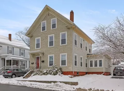 19 Trask St #2, Gloucester, MA 01930 photo 3