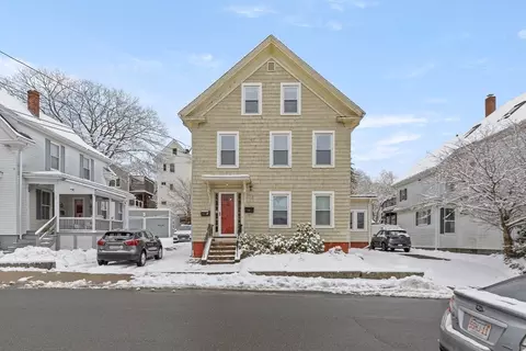 19 Trask St #2, Gloucester, MA 01930 photo 2
