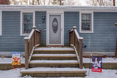 829 Auburn St, Bridgewater, MA 02324