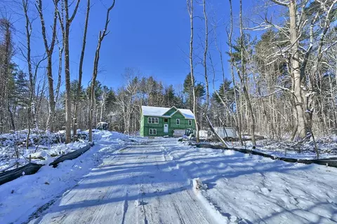 86 Ramshorn Rd, Charlton, MA 01507