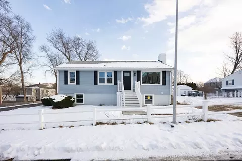 20 Caroline Ave, Ipswich, MA 01938