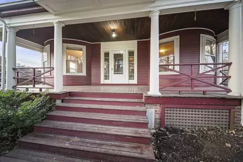62 Fuller St, Brookline, MA 02446 photo 2