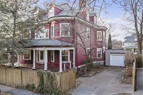 62 Fuller St, Brookline, MA 02446