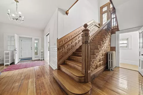62 Fuller St, Brookline, MA 02446 photo 5