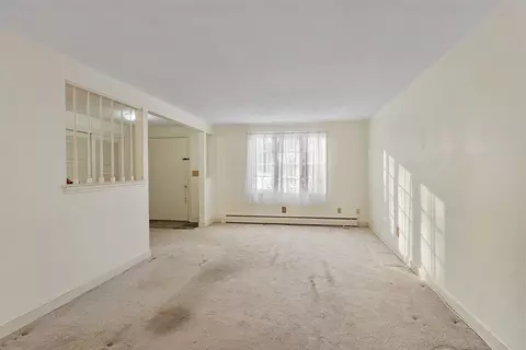 107 King George Dr #9, Georgetown, MA 01833 photo 3