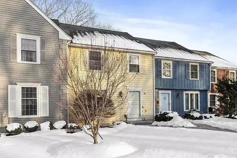107 King George Dr #9, Georgetown, MA 01833