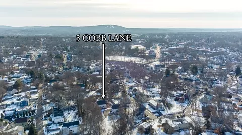 View/Area - 5 Cobb Ln, Dedham, MA 02026 photo 7 of 10