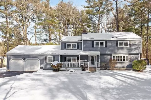 27 Forest Rd, Acton, MA 01720