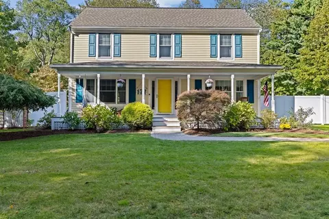 177 Dwelley St, Pembroke, MA 02359